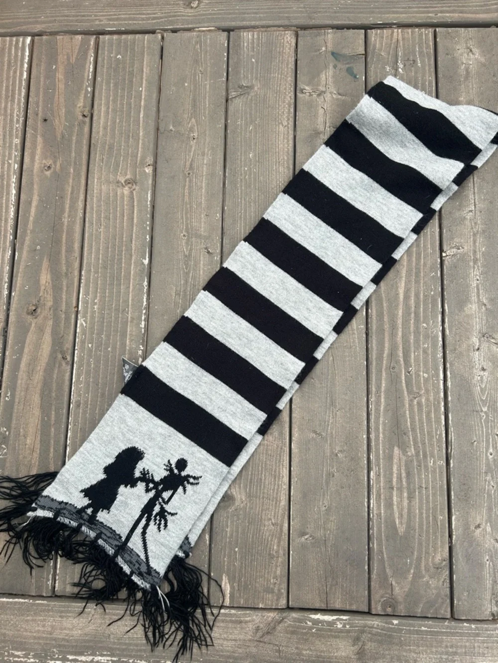 Tim Burtons The Nightmare Before Christmas‎ Scarf EUC Jack And Sally Striped
